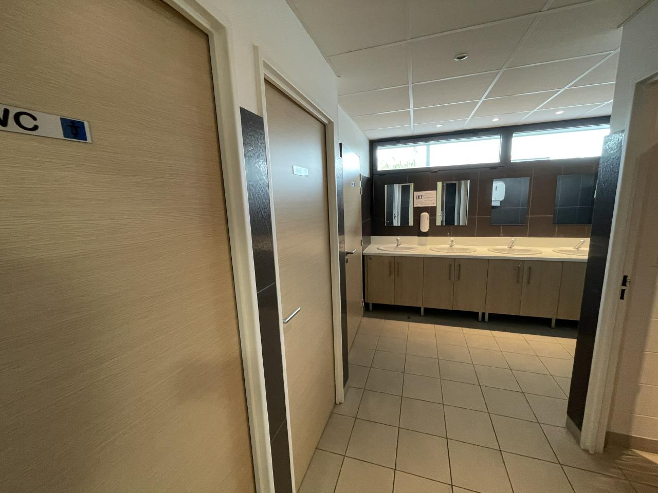 Bureau Tours 100m² Location bureau Tours Indre-et-Loire OLBUR2314756 8